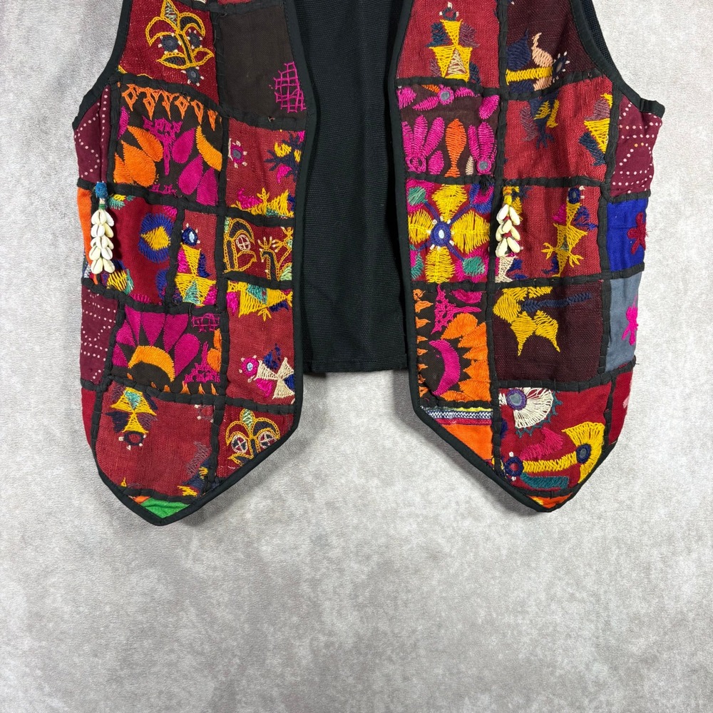 Vintage Angelique Vest Sz M Embroidered Patchwork Boho Hippie Witchy Whimsigoth - Picture 3 of 8